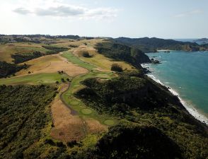 Kauri Cliffs 7th Aerial